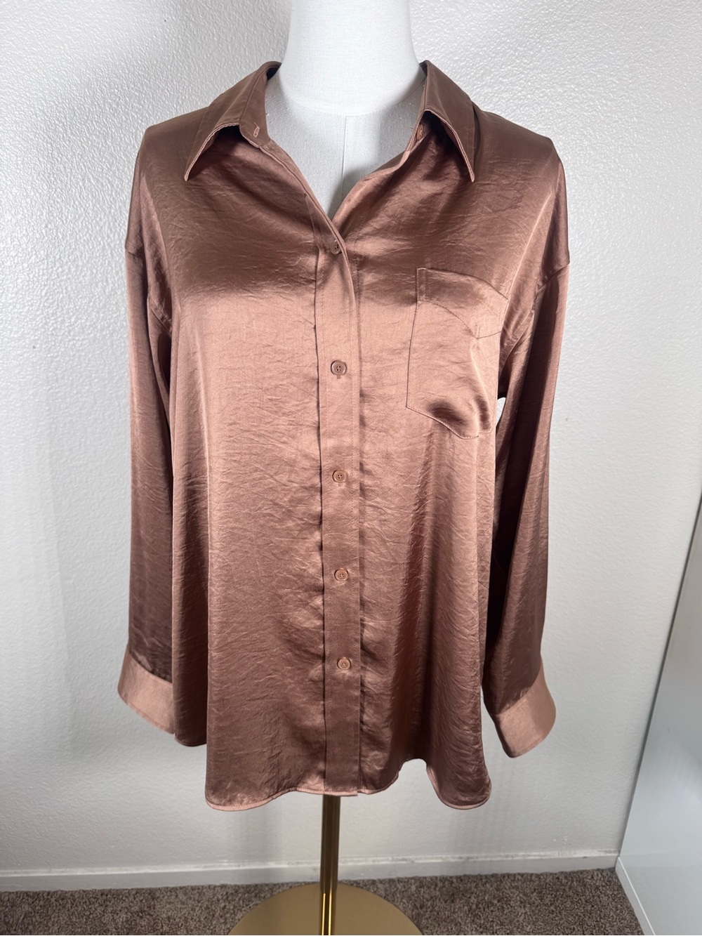 Wilfred Satin Button-Front Shirt in Copper Brown